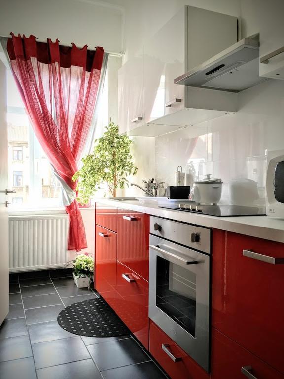 Beautiful Modern Apartment ブリュッセル エクステリア 写真